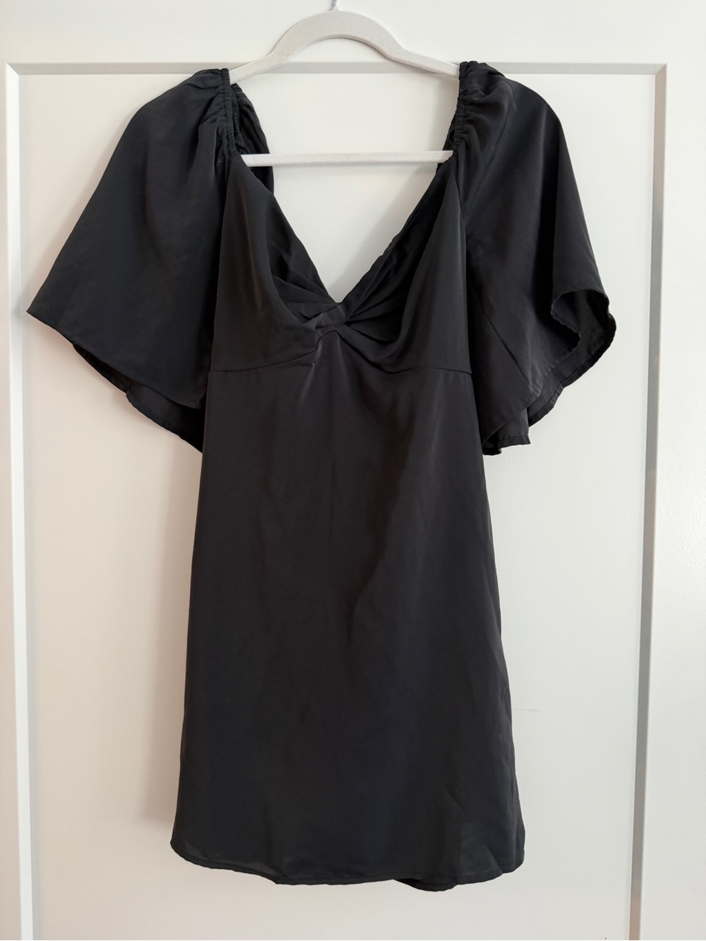 Abercrombie & Fitch Black V-Neck Flutter Sleeve Mini Dress